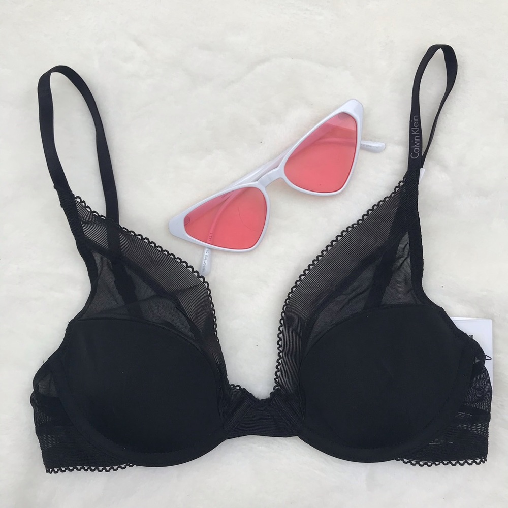 New With Tags Calvin Klein Bra 32B